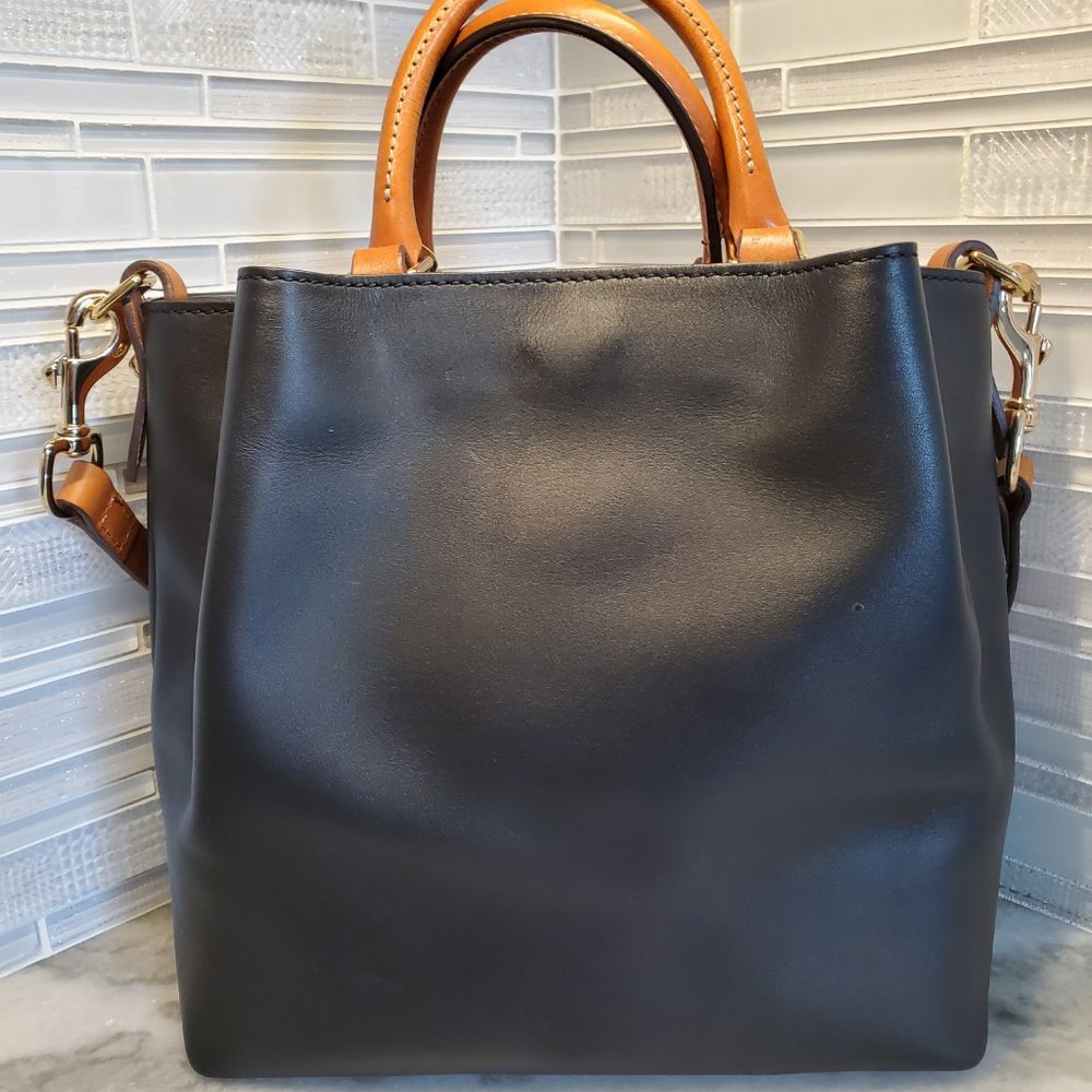 Dooney and Bourke City Barlow Black NWOT Small Perfect Condition - Picture 4 of 10